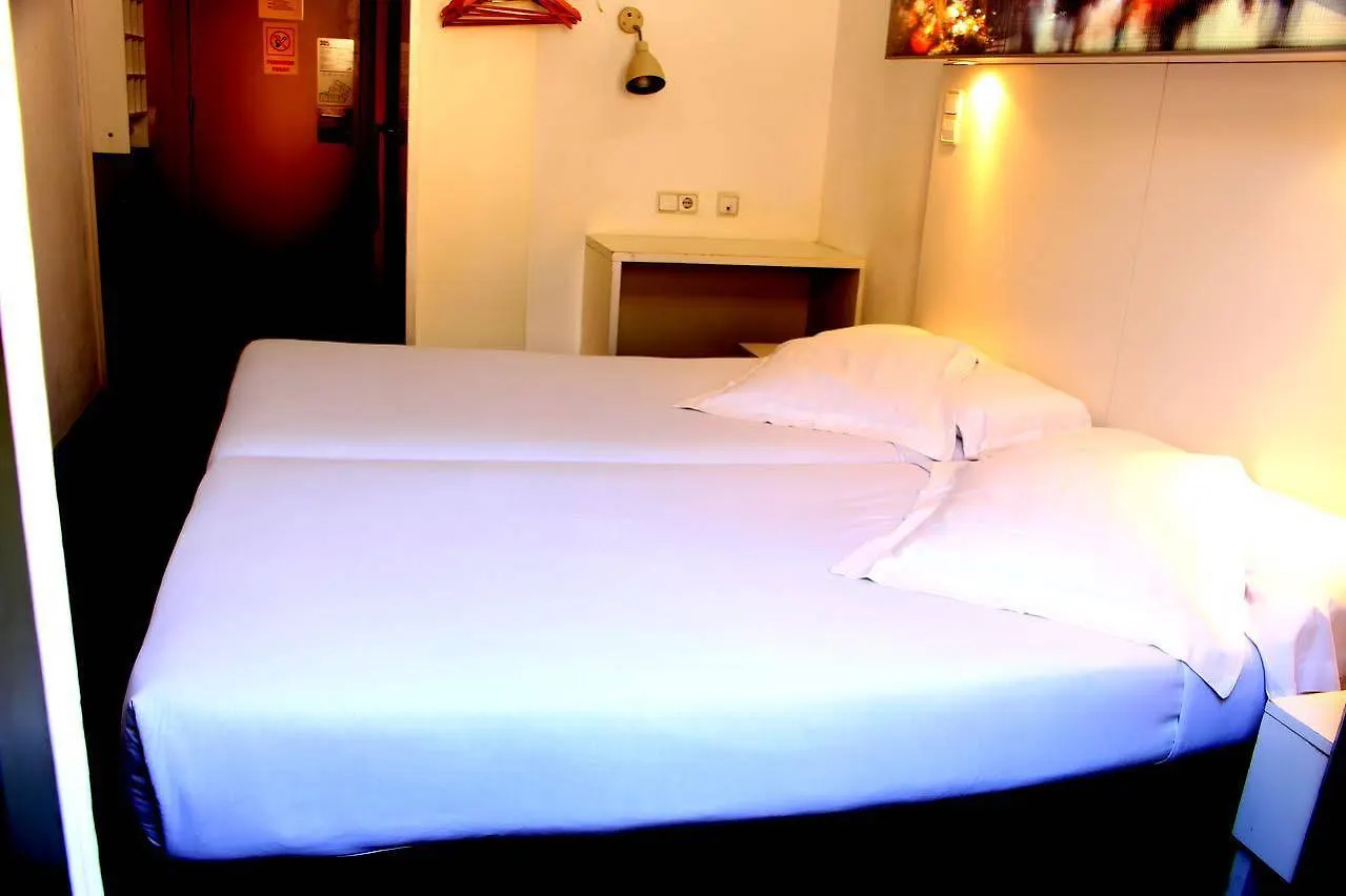 Otel Hostal Gat Xino Barselona